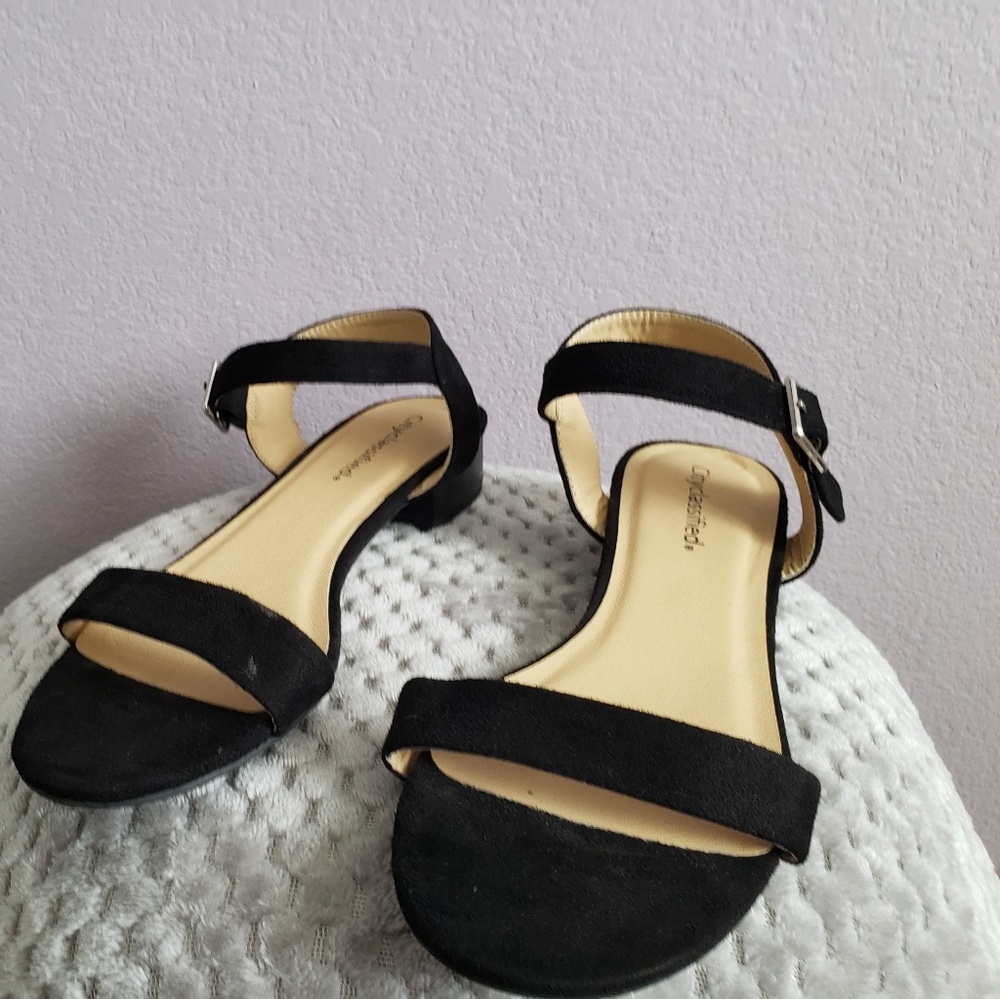 Black sandals